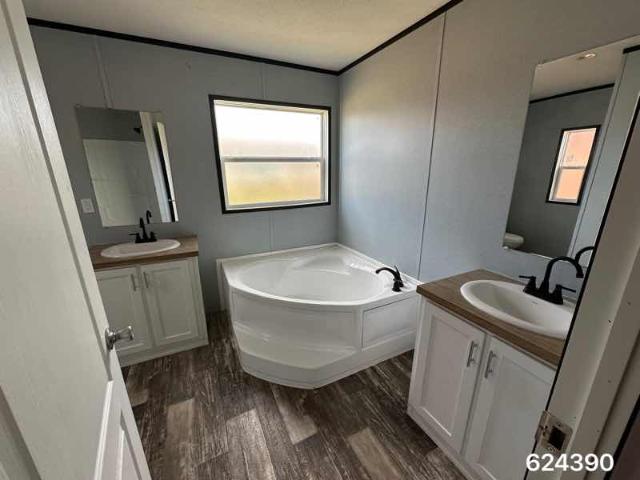 2022 Cavco Single Wide - single wide - in San Antonio, TX - photo 5 of 13
