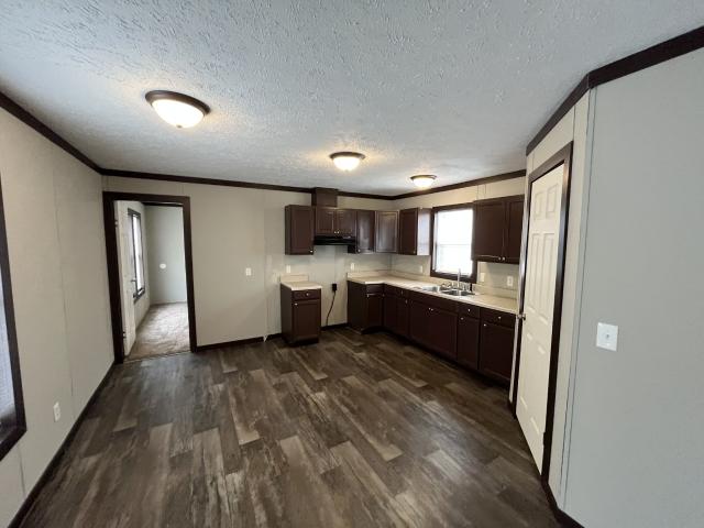 2008 Deer Valley Single Wide - single wide - in Saucier, MS - photo 4 of 13