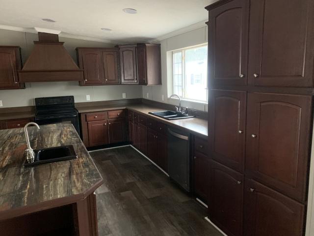 2014 Kabco Double Wide - double wide - in Saucier, MS - photo 4 of 15