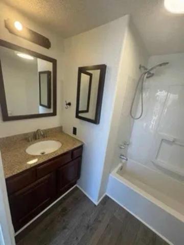 1980 Bainbridge Single Wide - single wide - in Glendale, AZ - photo 9 of 13
