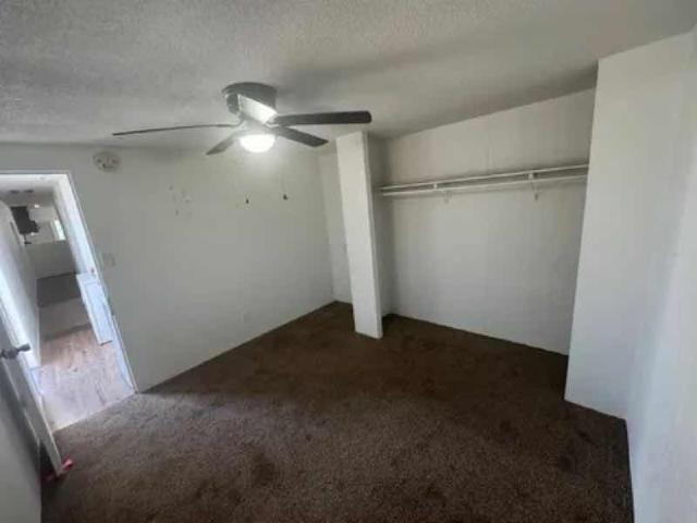 1980 Bainbridge Single Wide - single wide - in Glendale, AZ - photo 11 of 13