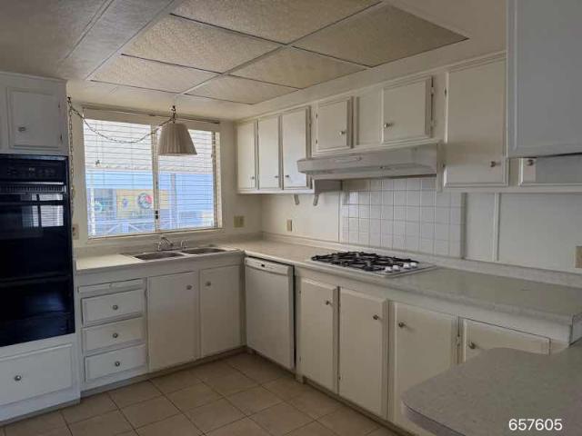 1978 Madis Double Wide - double wide - in Linnell, CA - photo 5 of 6