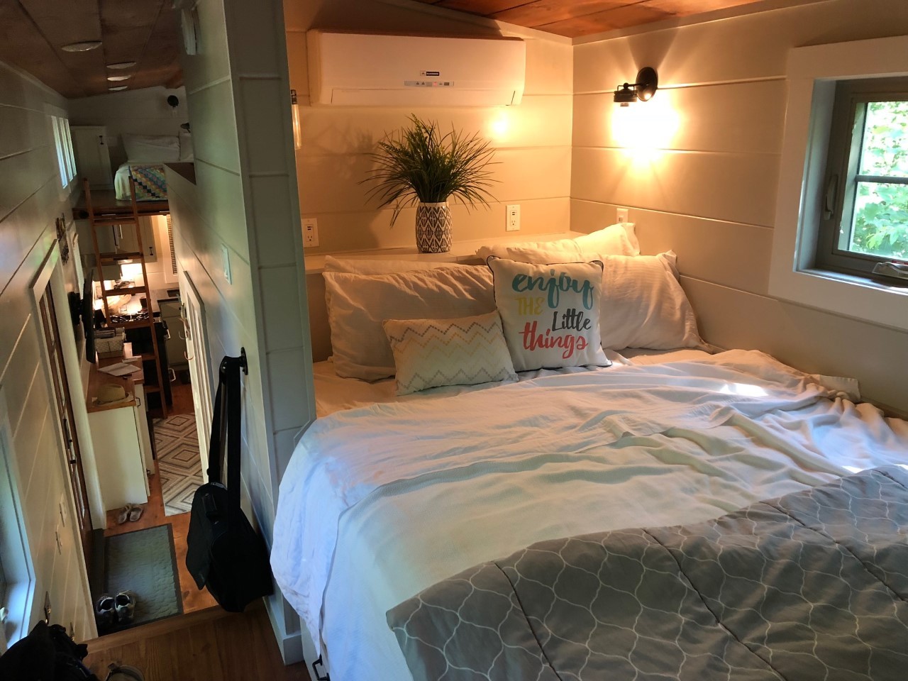 Cute 2016 Platinum Park Model Tiny Home located in Georgetown, TX - park model - in Georgetown, TX