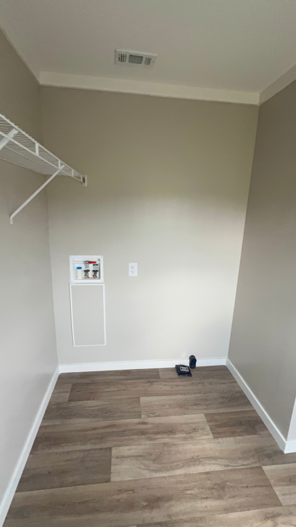 NEW 4 Bed 2 Bath with Metal Roof! - double wide - in Hallettsville, TX - photo 7 of 13