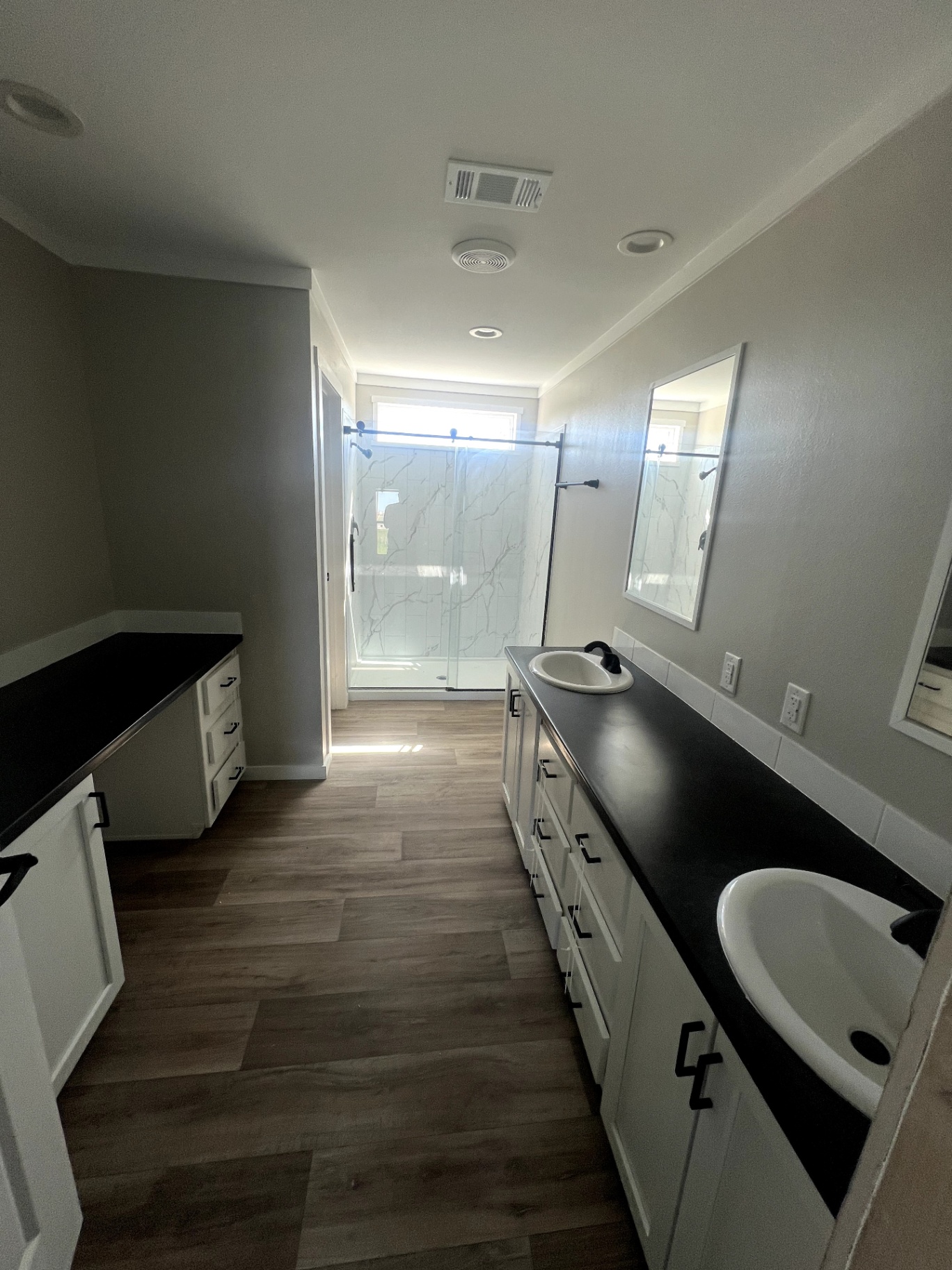 NEW 4 Bed 2 Bath with Metal Roof! - double wide - in Hallettsville, TX - photo 9 of 13