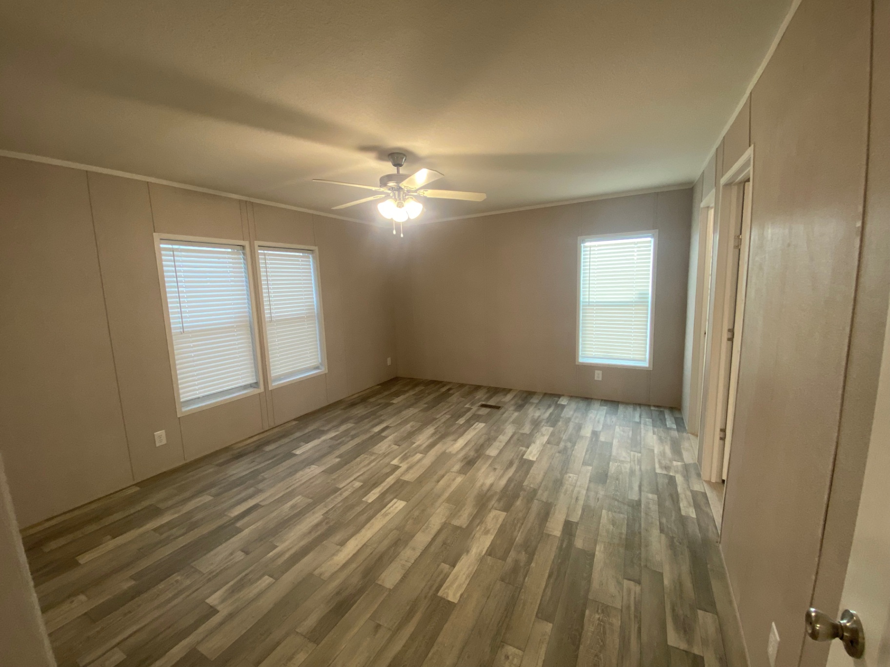 5 Bed 3 Bath / 1.495 Acres / Horse Property - double wide - in Maricopa, AZ - photo 13 of 15