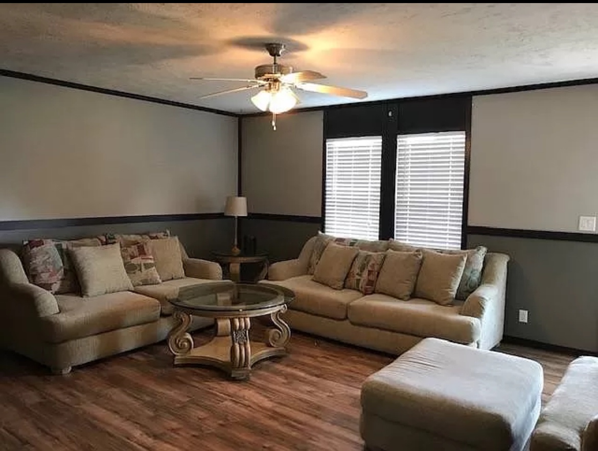 Perfect Family Home! 2016 Cavco 28x56 - double wide - in SEALY, TX - photo 4 of 11