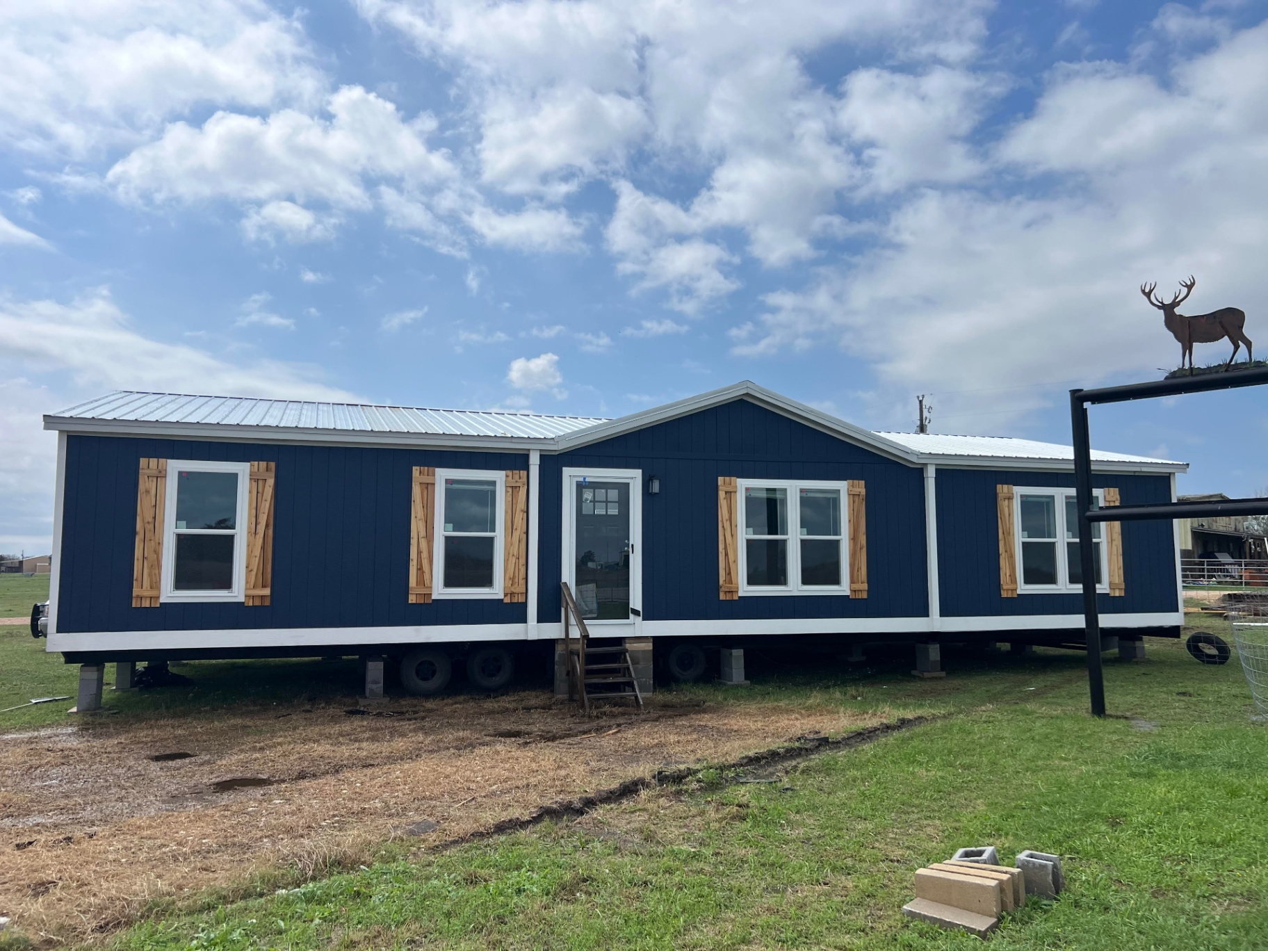 The Caldwell! Available to Tour! - double wide - in Hallettsville, TX - photo 1 of 8