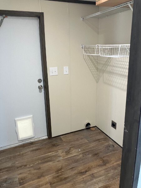 2021 Single Wide Mobile Home β 3 Bed / 2 Bath - single wide - in Lorena, TX - photo 4 of 13
