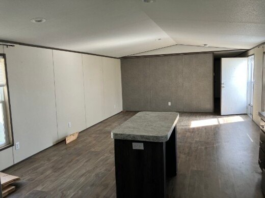 2021 Single Wide Mobile Home β 3 Bed / 2 Bath - single wide - in Lorena, TX - photo 5 of 13