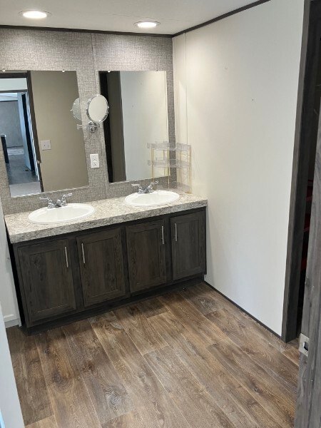 2021 Single Wide Mobile Home β 3 Bed / 2 Bath - single wide - in Lorena, TX - photo 8 of 13