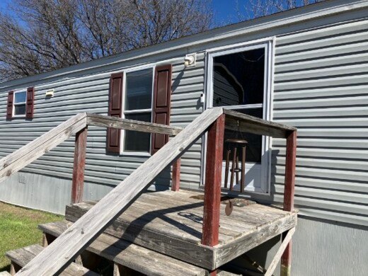 2021 Single Wide Mobile Home β 3 Bed / 2 Bath - single wide - in Lorena, TX - photo 10 of 13