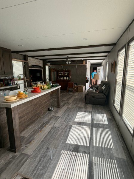 3 bed 2 bath  — 1 / 7