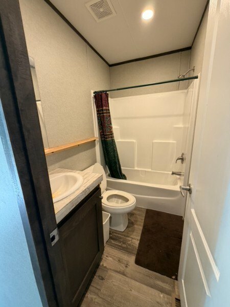 3 bed 2 bath  - single wide - in Jacksboro, TX - photo 4 of 7