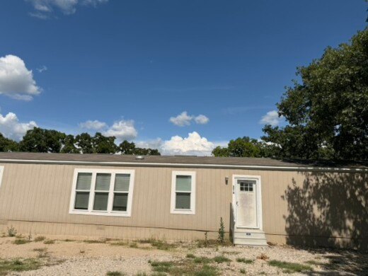 3 bed 2 bath  - single wide - in Jacksboro, TX - photo 6 of 7