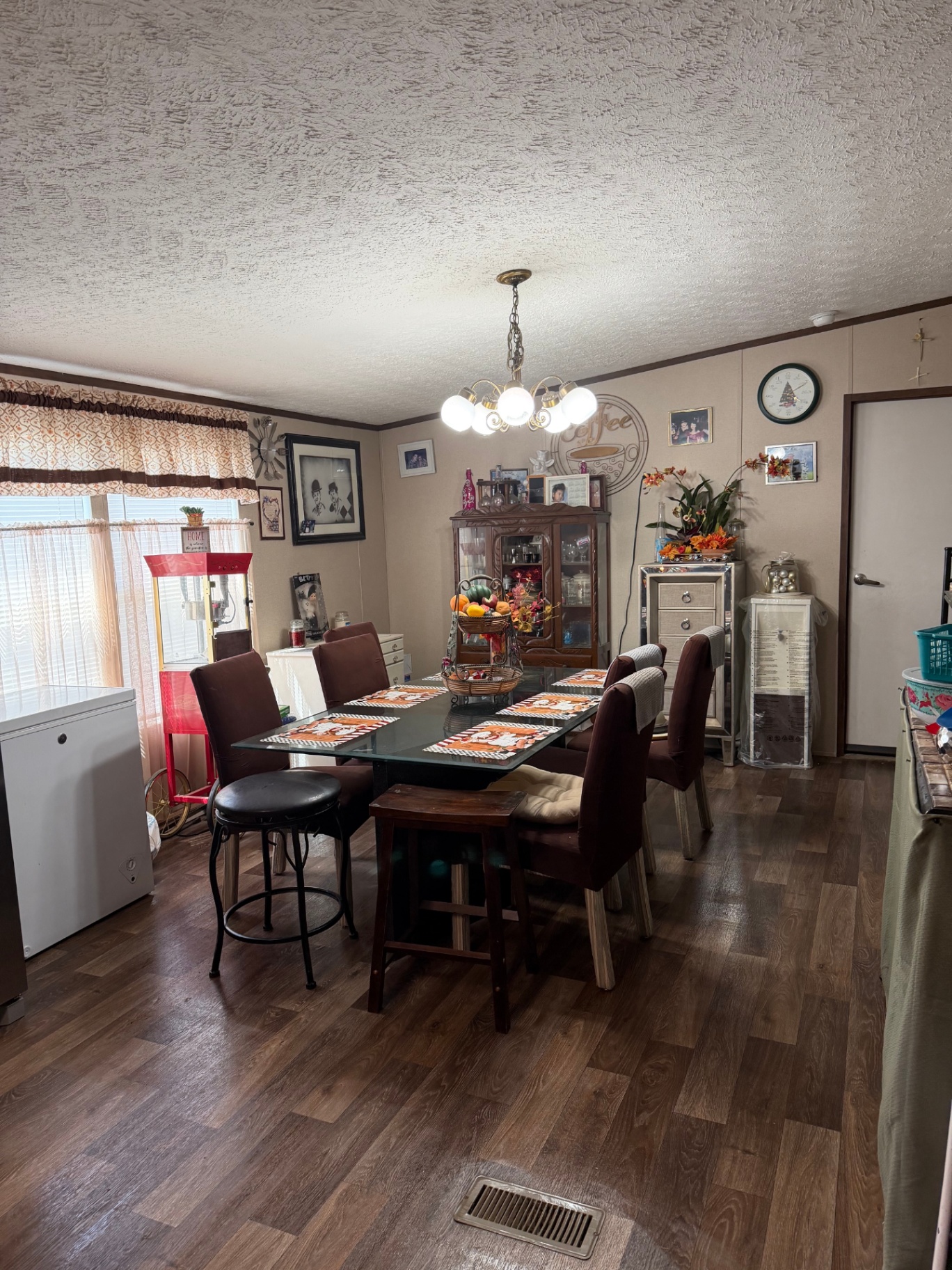๐ก 2017 Double Wide Mobile Home โ 4Bed / 2 Bath - double wide - in Von Ormy , TX - photo 5 of 13