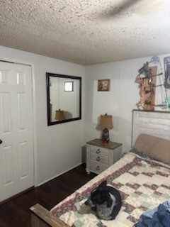๐ก 1993 Single-Wide Mobile Home โ 2 Bed / 2 Bath โ 14x70 ๐ก - single wide - in Asheville, NC - photo 4 of 14