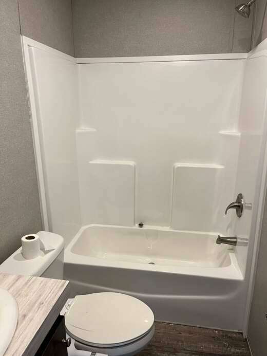π‘ 2022 Single-Wide Mobile Home β 3 Bed / 2 Bath β Rice, Texas π‘ - single wide - in Rice, TX - photo 13 of 14