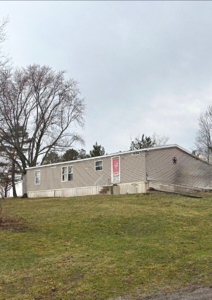 2015 Double Wide Mobile Home – Sold AS IS – Cash Sale - double wide - in Wells Township, PA - photo 7 of 14