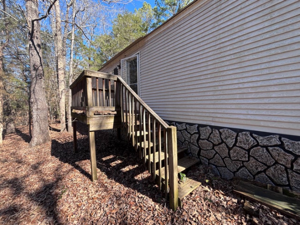 💥NEW PRICE💥1997 2/2 Single wide | Must be moved | Columbia, SC - single wide - in Columbia, SC - photo 14 of 15