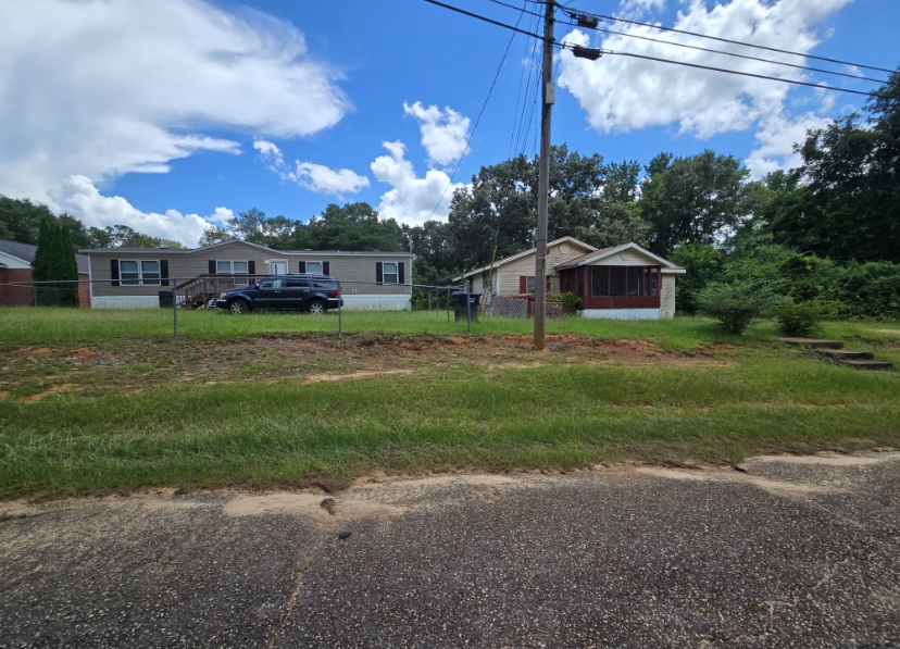 💥NEW PRICE💥2023 4/2 Double wide + 3/1 Single family house | Includes .6 acres | Tuskegee, AL - double wide - in Tuskegee, AL - photo 15 of 15