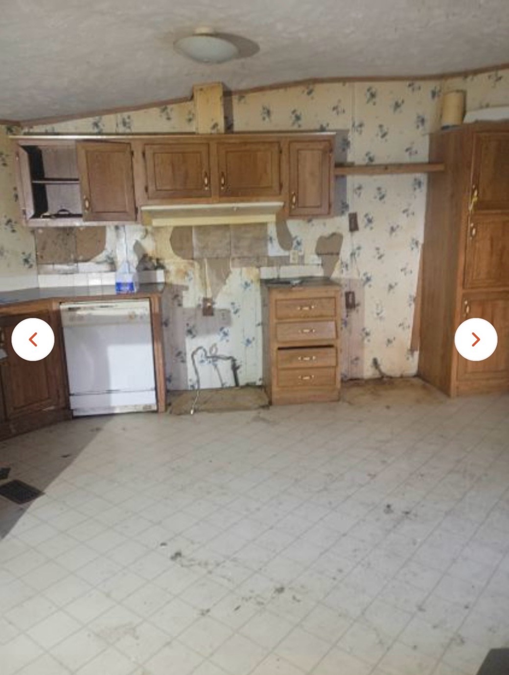 💥NEW PRICE💥1999 3/2 Single wide | Located in a park | Cash sale - single wide - in Adrian, MI - photo 3 of 15
