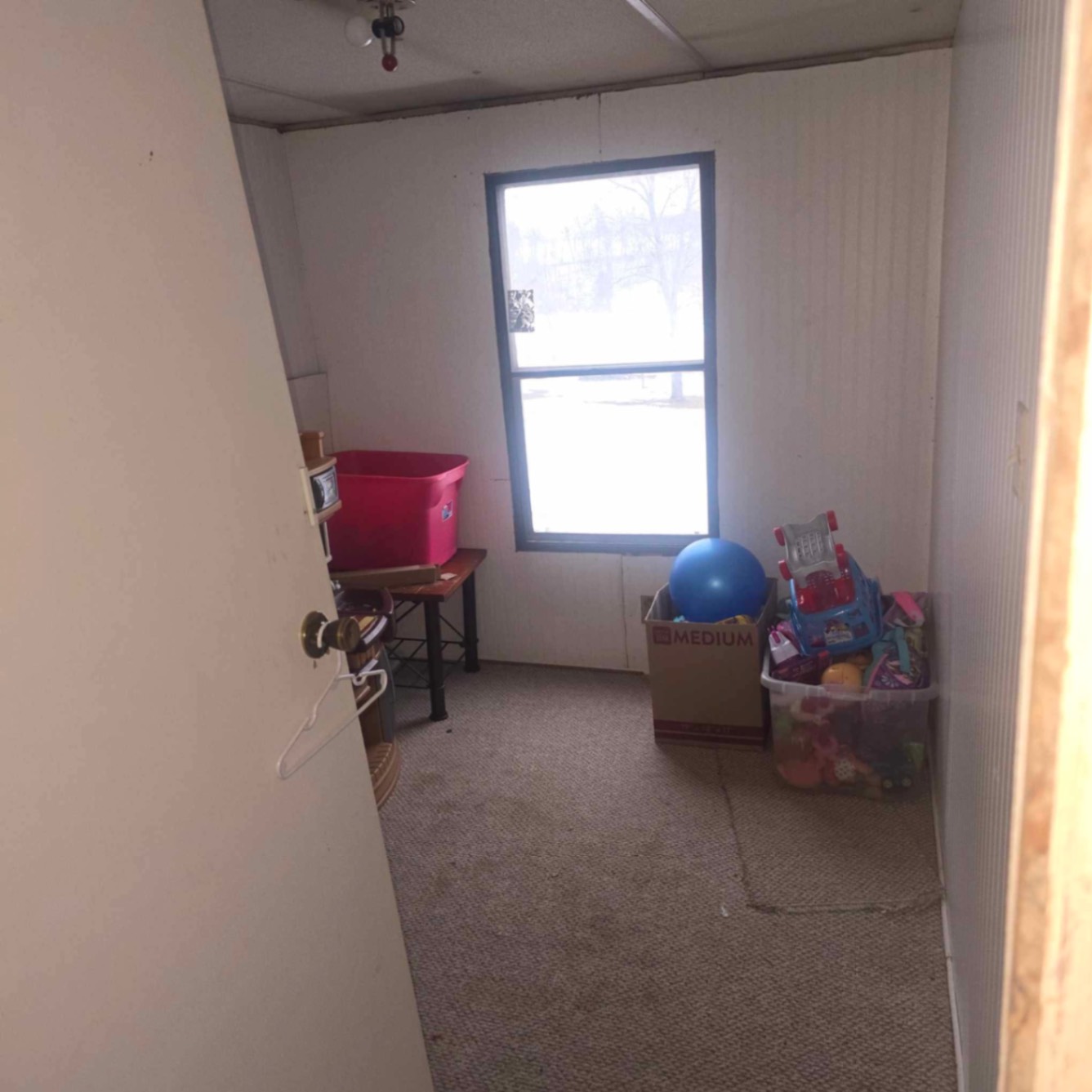 💥NEW PRICE💥1988 2/2 Single wide | Fixer upper in a park | Newville, PA - single wide - in Newville, PA - photo 9 of 15