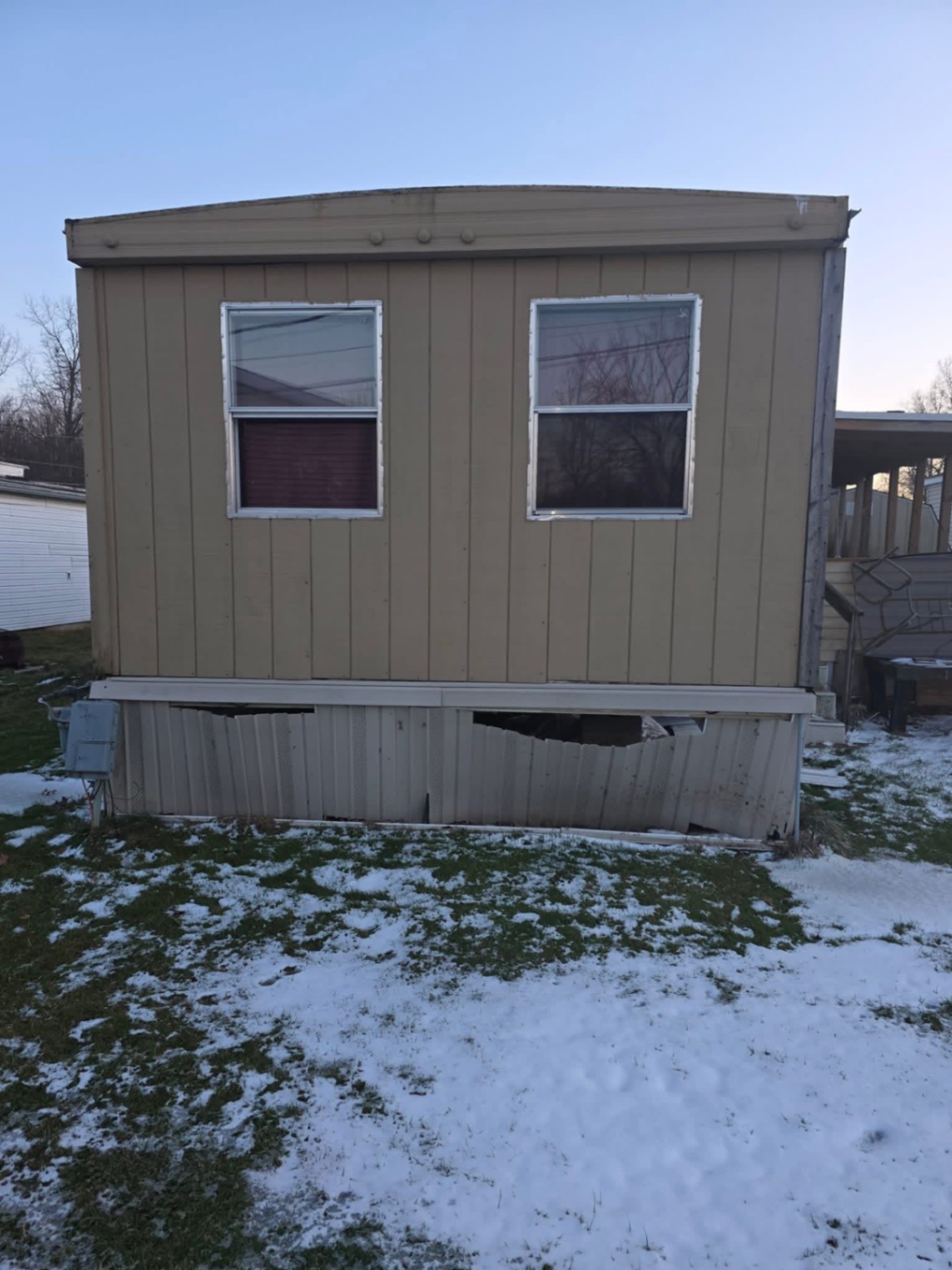 💥NEW PRICE💥1989 1/1 Single wide | Located in a park | Cash sale - single wide - in Geneva, OH - photo 8 of 9