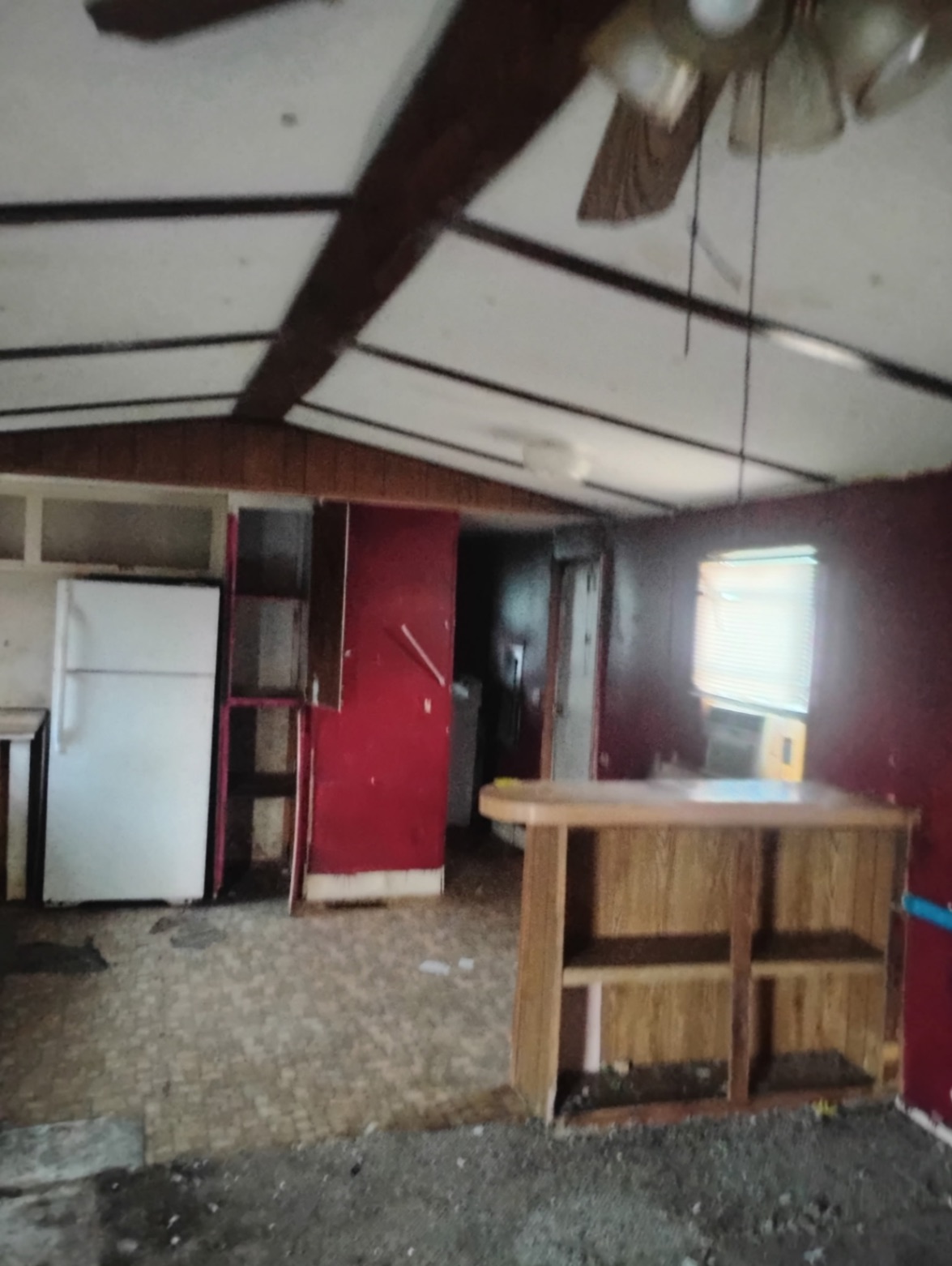 1990 3/2 Single Wide | Located in a park | Jennings, LA — 1 / 13