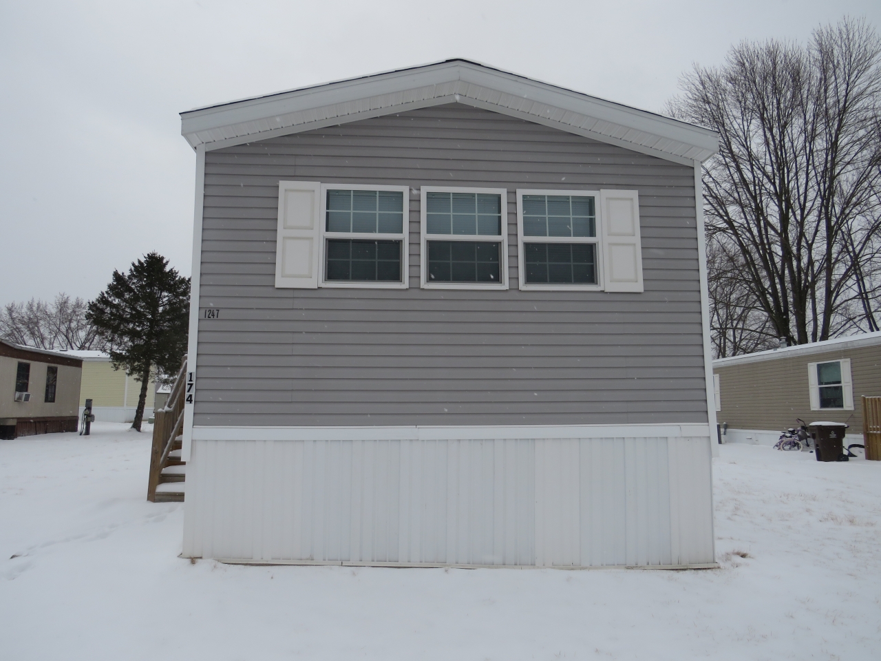 1247 Grande Blvd Jackson, MI — 1 / 12