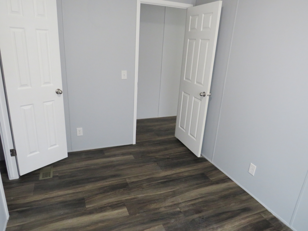 1247 Grande Blvd Jackson, MI - double wide - in Jackson, MI - photo 8 of 12