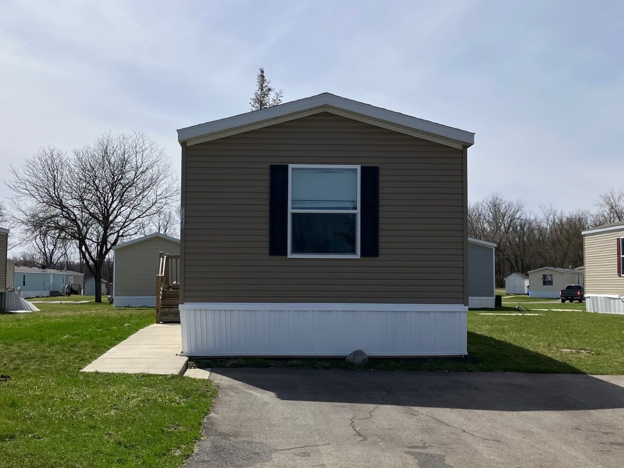 1125 Scarlet Oak East Jackson, MI