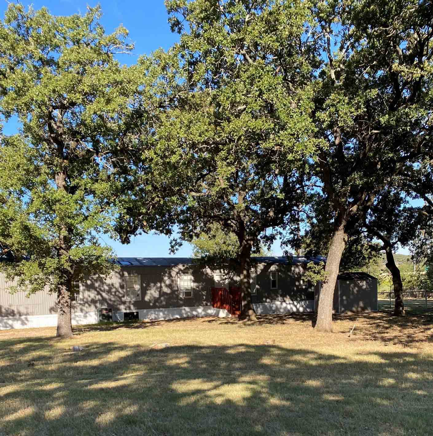 Pleasant Oaks