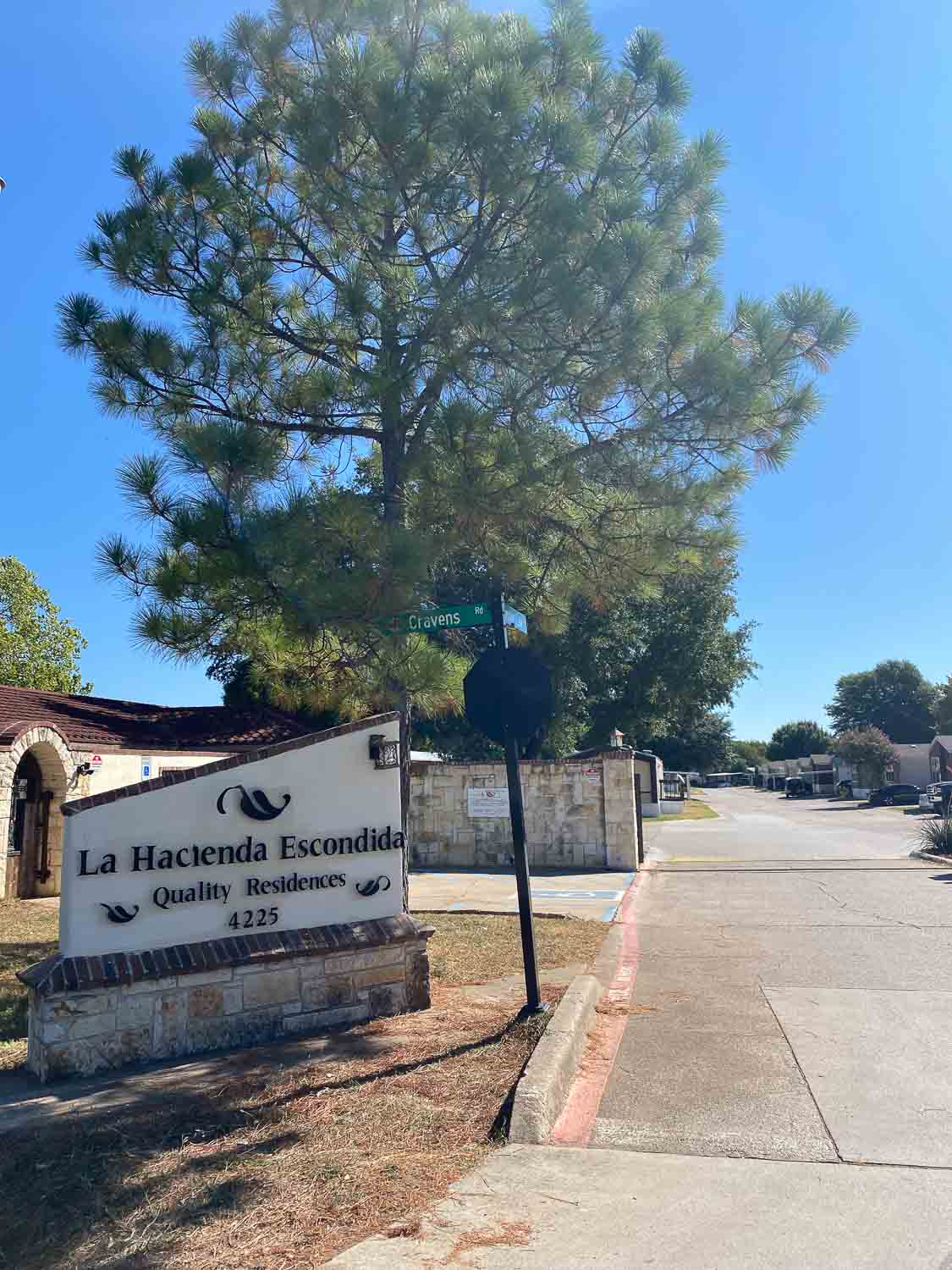 La Hacienda Escondida MHC