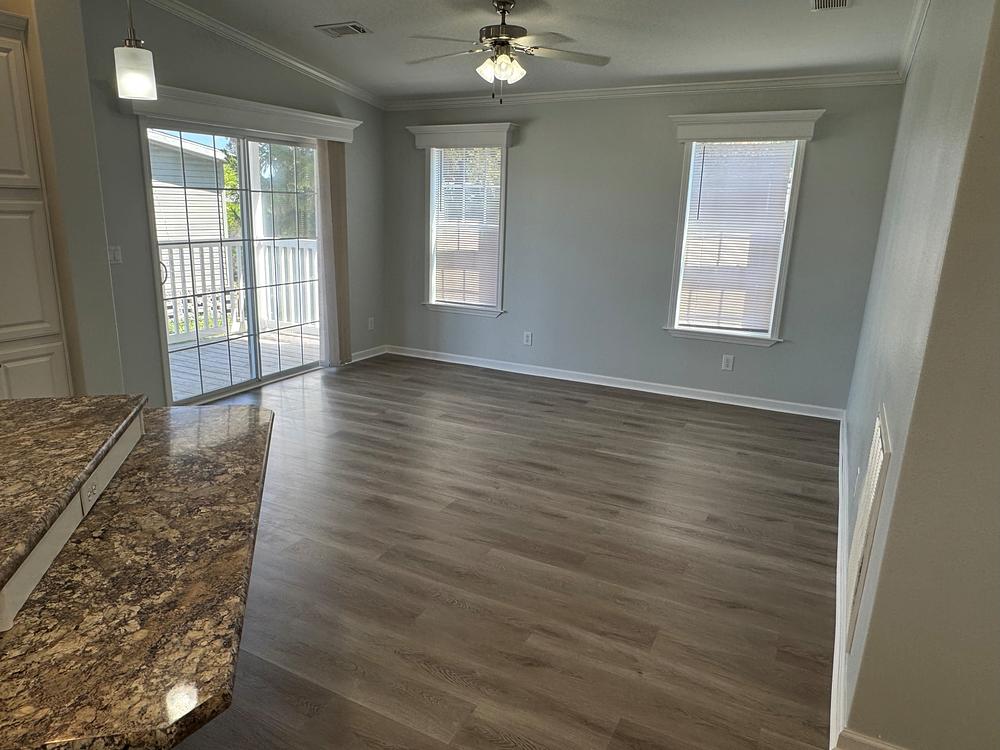 2 Bed 2 Bath 2016 Skyline - single wide - in Orlando, FL - photo 6 of 12