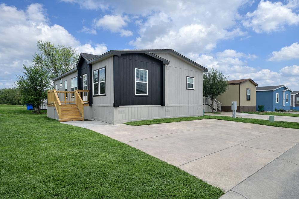 4 Bed 2 Bath 2026 Clayton — 1 / 12