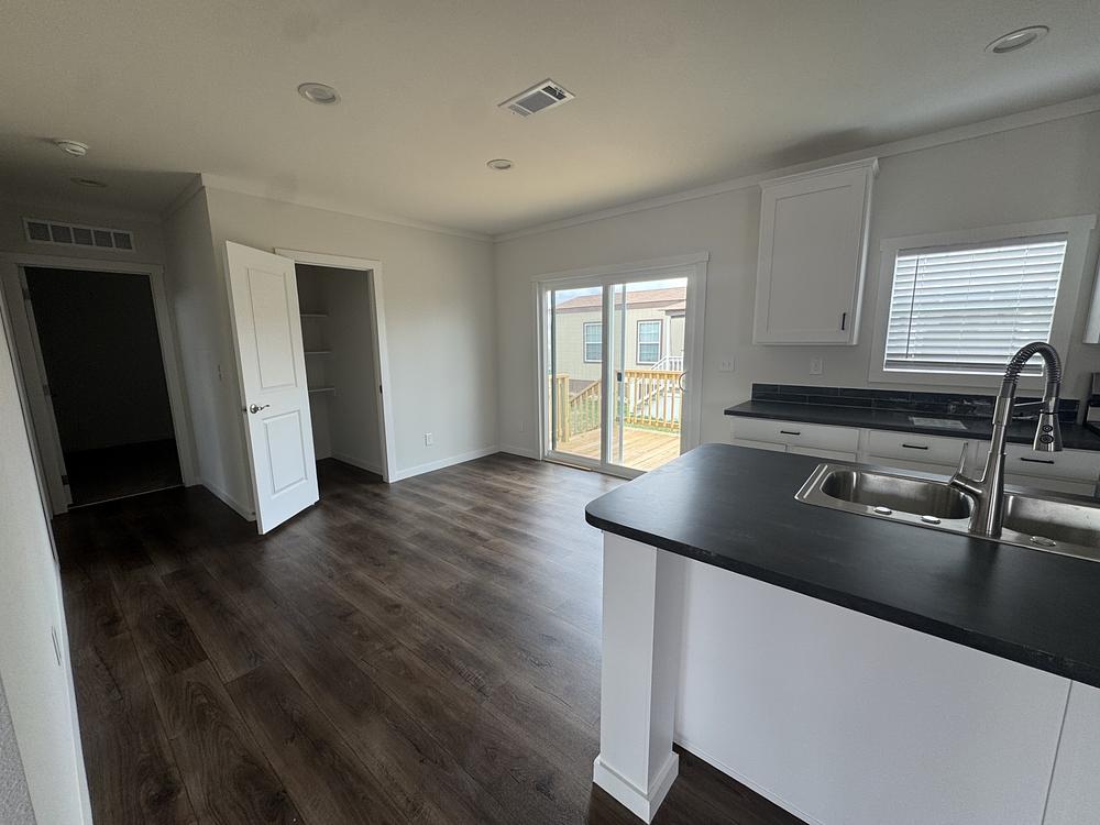4 Bed 2 Bath 2026 Clayton - double wide - in Austin, TX - photo 4 of 12