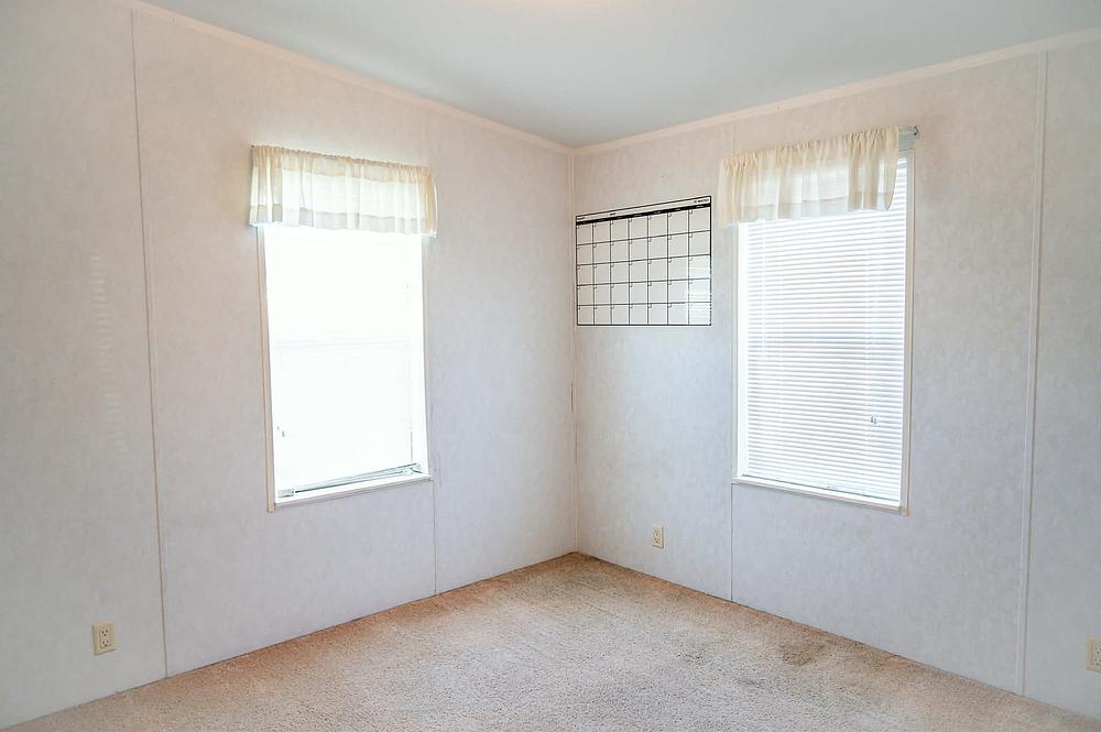 3 Bed 2 Bath 2004 Homes Of Merit - single wide - in Davenport, FL - photo 8 of 12