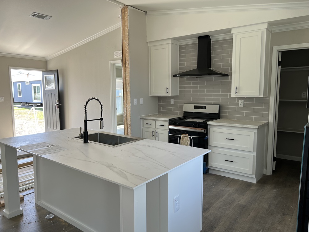 Excellent Condition 2024 Champion 28x56 3/2 - double wide - in San Antonio, TX - photo 5 of 12