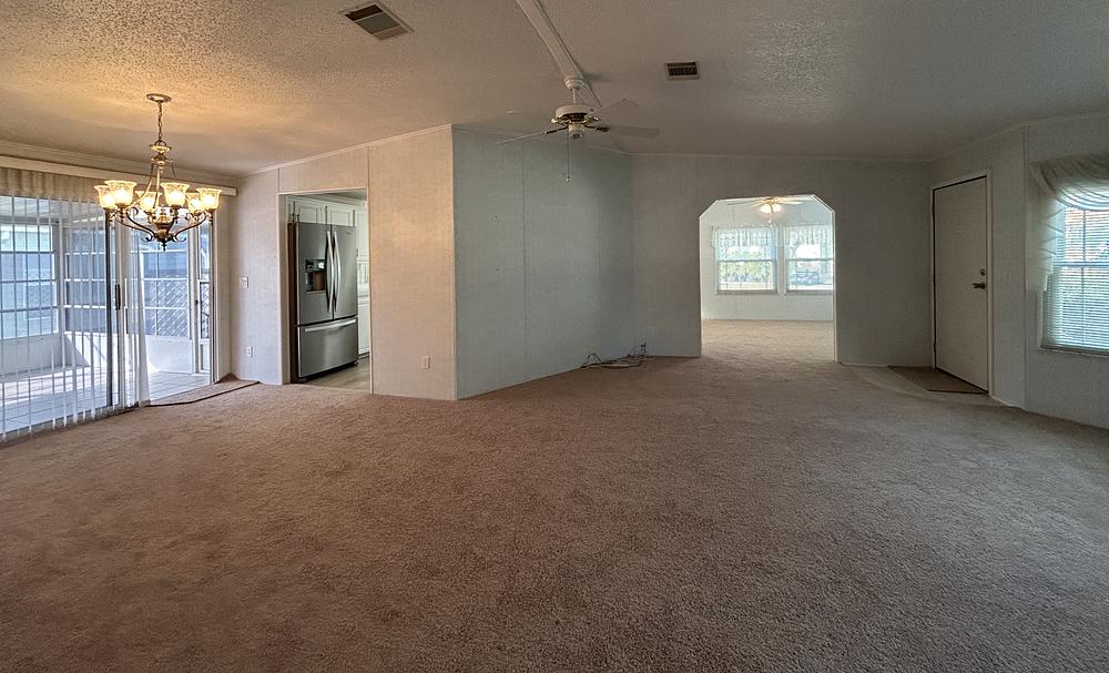 2 Bed 2 Bath 1993 Jacobsen - double wide - in Merritt Island, FL - photo 3 of 12