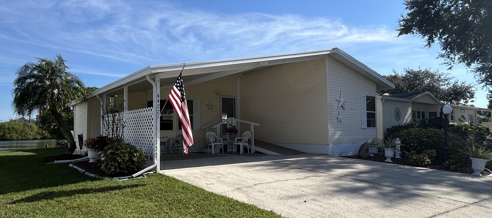 2 Bed 2 Bath 1992 Home — 1 / 12