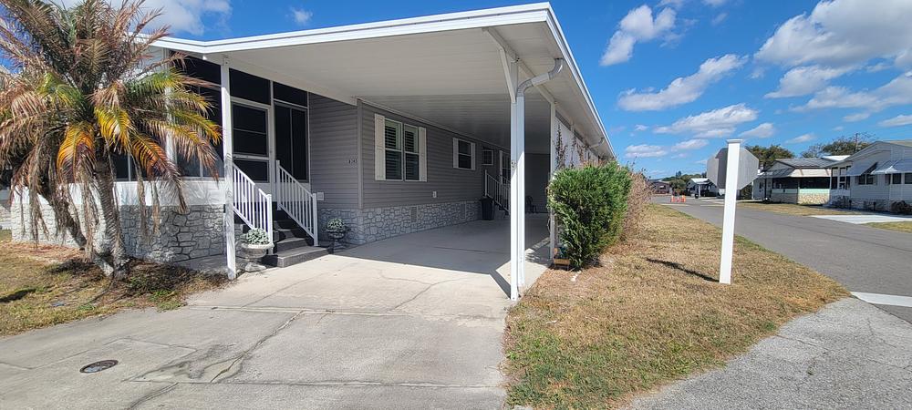 3 Bed 2 Bath 2004 Mobile Home - double wide - in Orlando, FL - photo 2 of 12