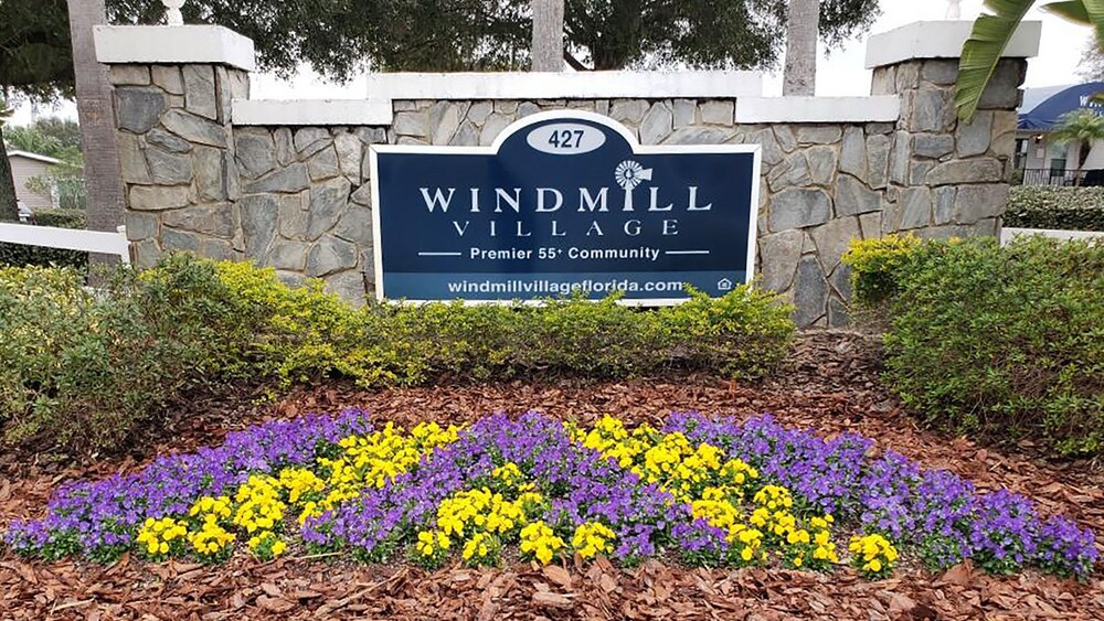 2 Bed 2 Bath 2005 Homes Of Merit - single wide - in Davenport, FL - photo 10 of 12