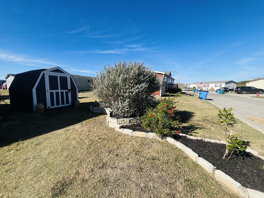 3 Bed 2 Bath 2014 Cavco - double wide - in Austin, TX - photo 6 of 12