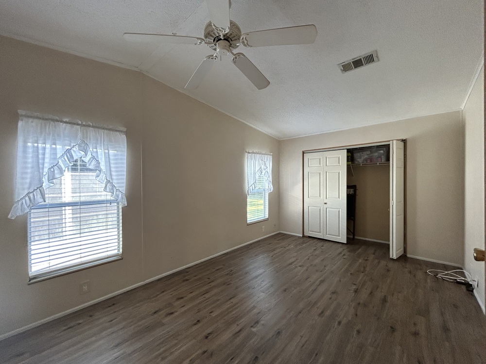 2 Bed 2 Bath 1994 Homes Of Merit - double wide - in Merritt Island, FL - photo 8 of 12