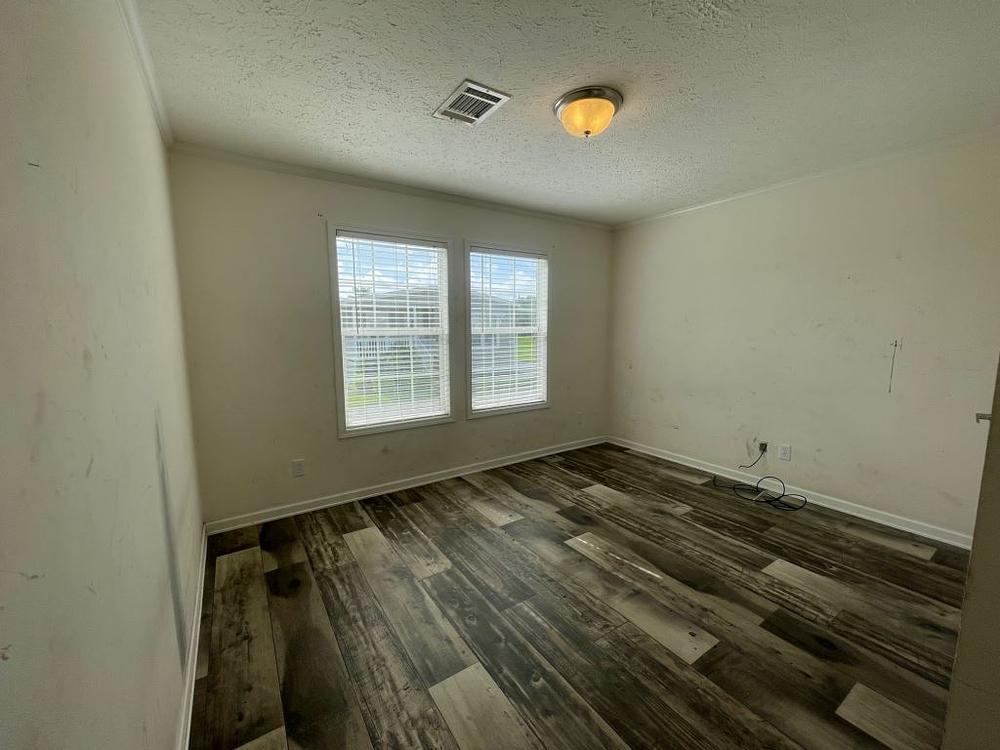 4 Bed 2 Bath 2019 Clayton Richfield - double wide - in North Fort Myers, FL - photo 5 of 12