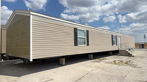 TX, SAN ANTONIO - 2022 47TRS16763SH22S single section for sale. - single wide - in San Antonio, TX - photo 5 of 9