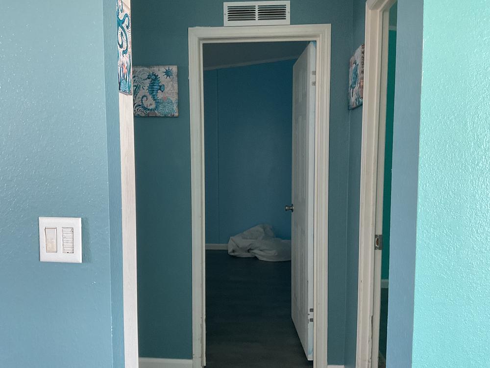 3 Bed 2 Bath 2003 Homes Of Merit - double wide - in Davenport, FL - photo 8 of 12