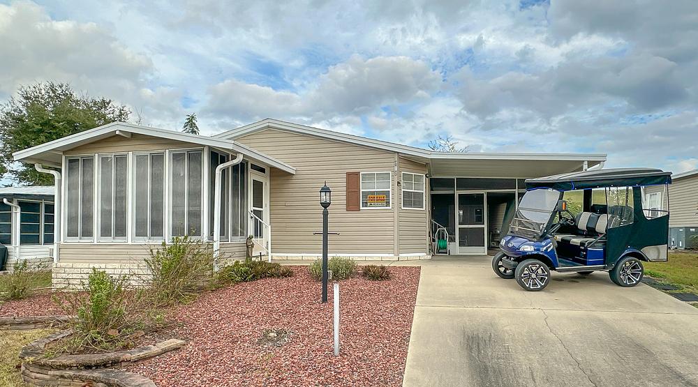 2 Bed 2 Bath 2000 Skyline — 1 / 12