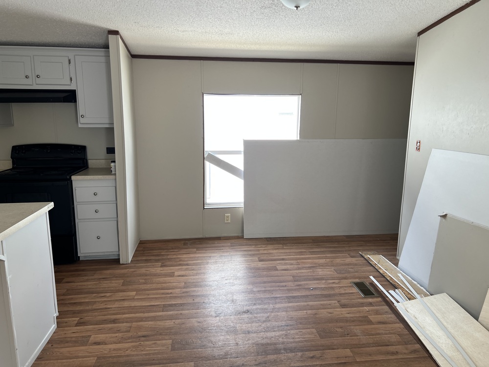 Excellent Condition 2014 Legacy 3/2 - double wide - in San Antonio, TX - photo 12 of 12
